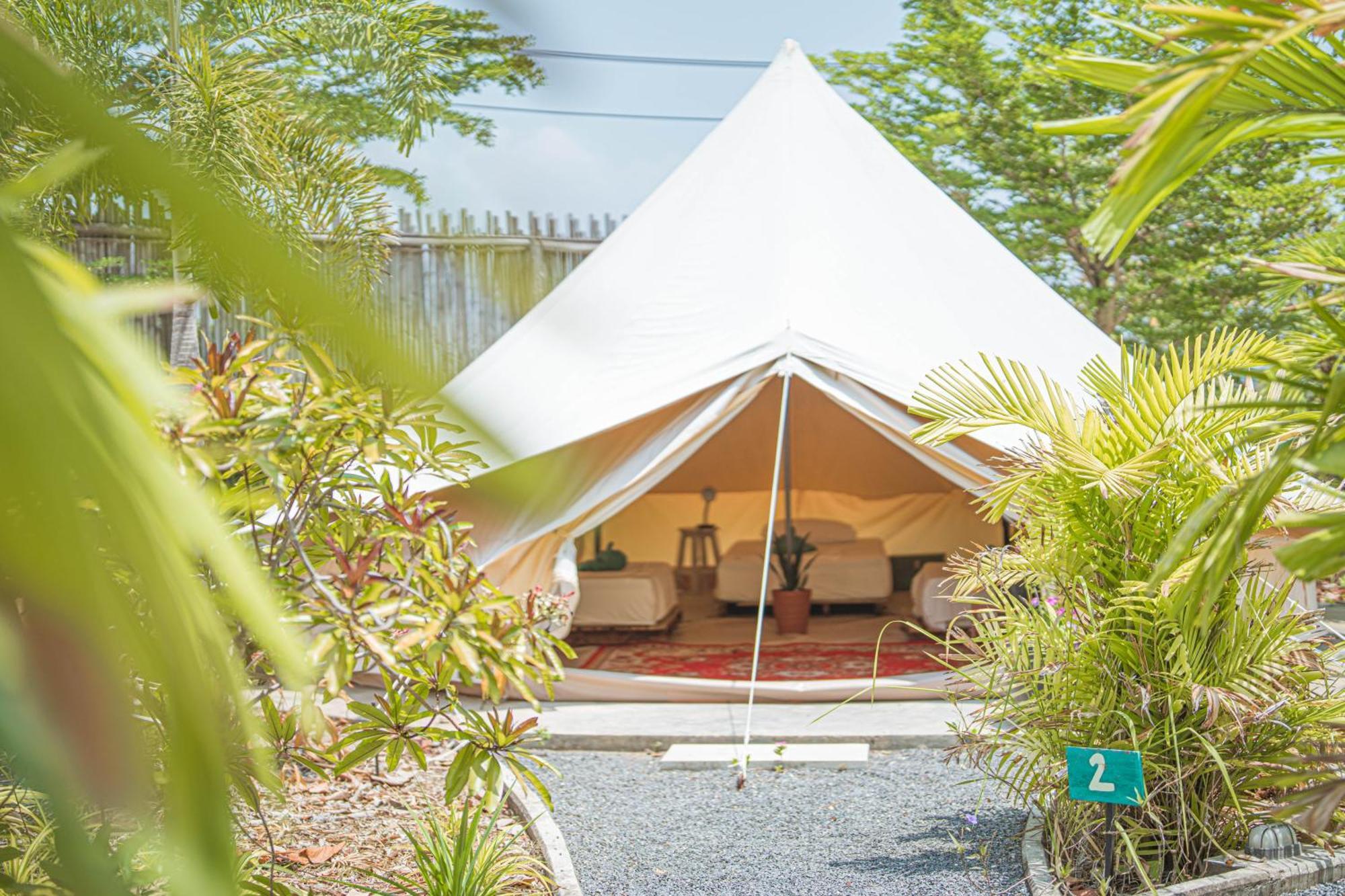 ホテル Roost Glamping - Sha Certified Rawai エクステリア 写真